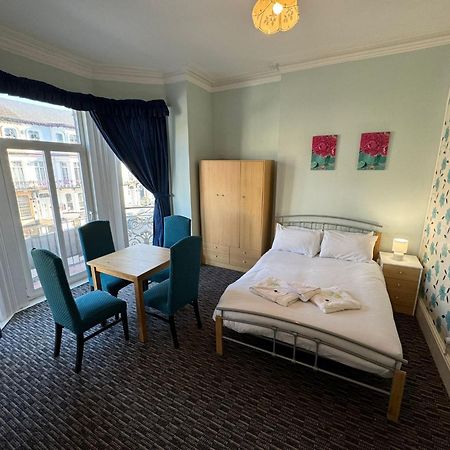 The Paradise Guest House Great Yarmouth Extérieur photo